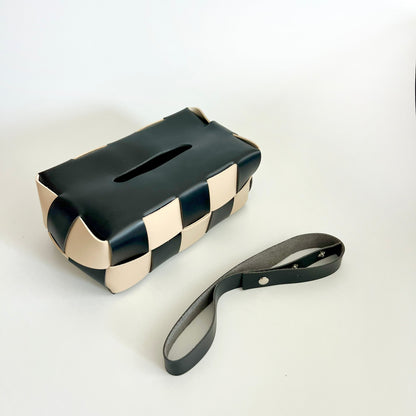 Checkerboard Woven Tissue Holder